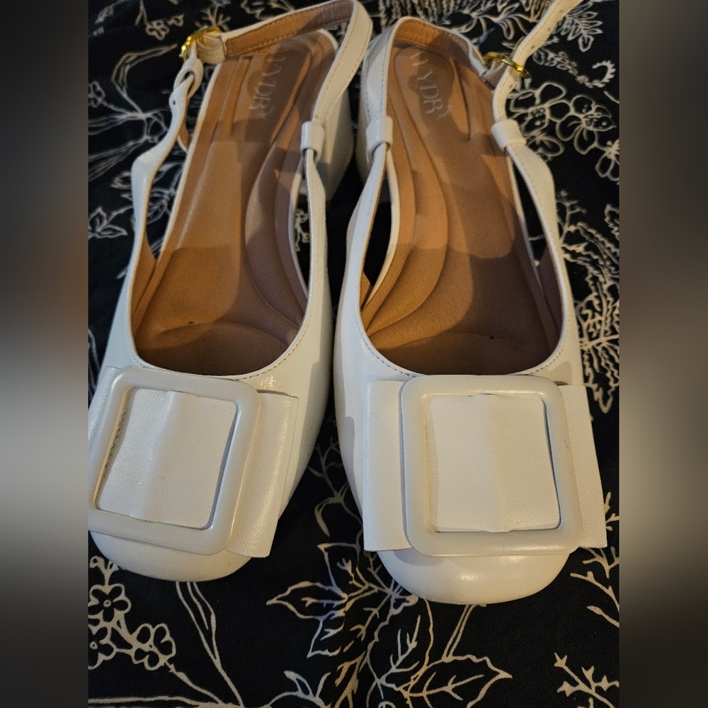 WYDR Studios White Square Buckle Slingback Block Heels - Size 9 WW - Picture 6 of 6